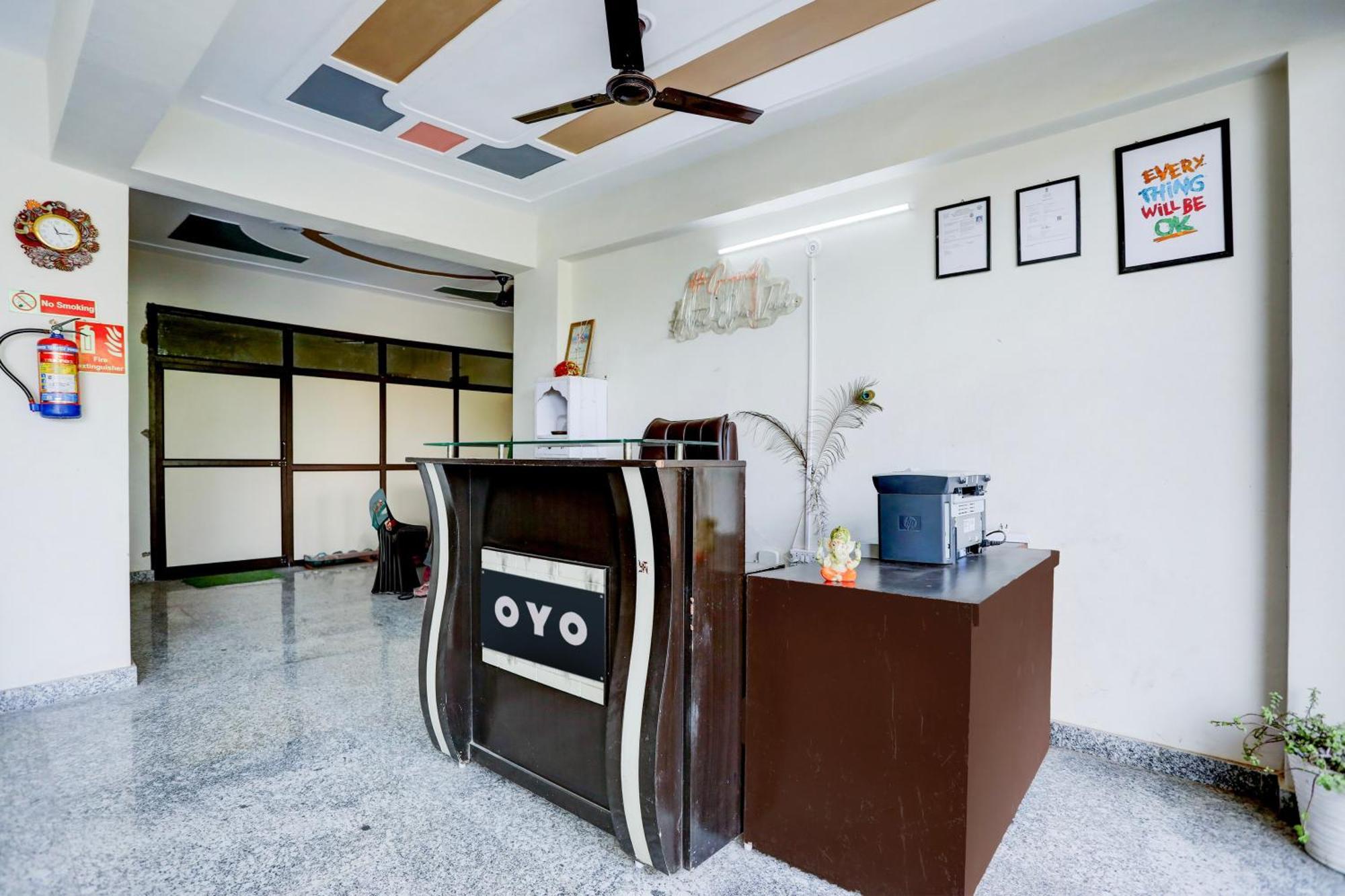 Hotel O Grand Epic Inn Noida Exteriör bild