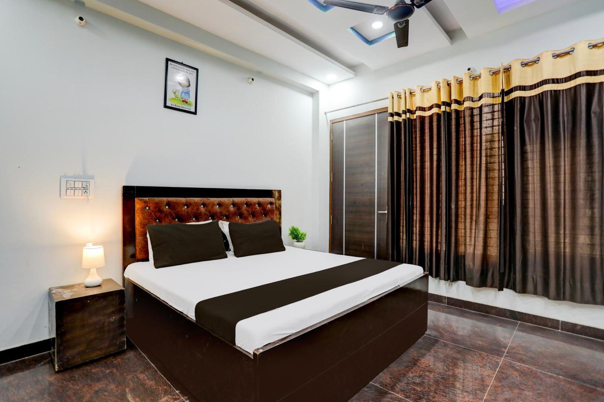Hotel O Grand Epic Inn Noida Exteriör bild